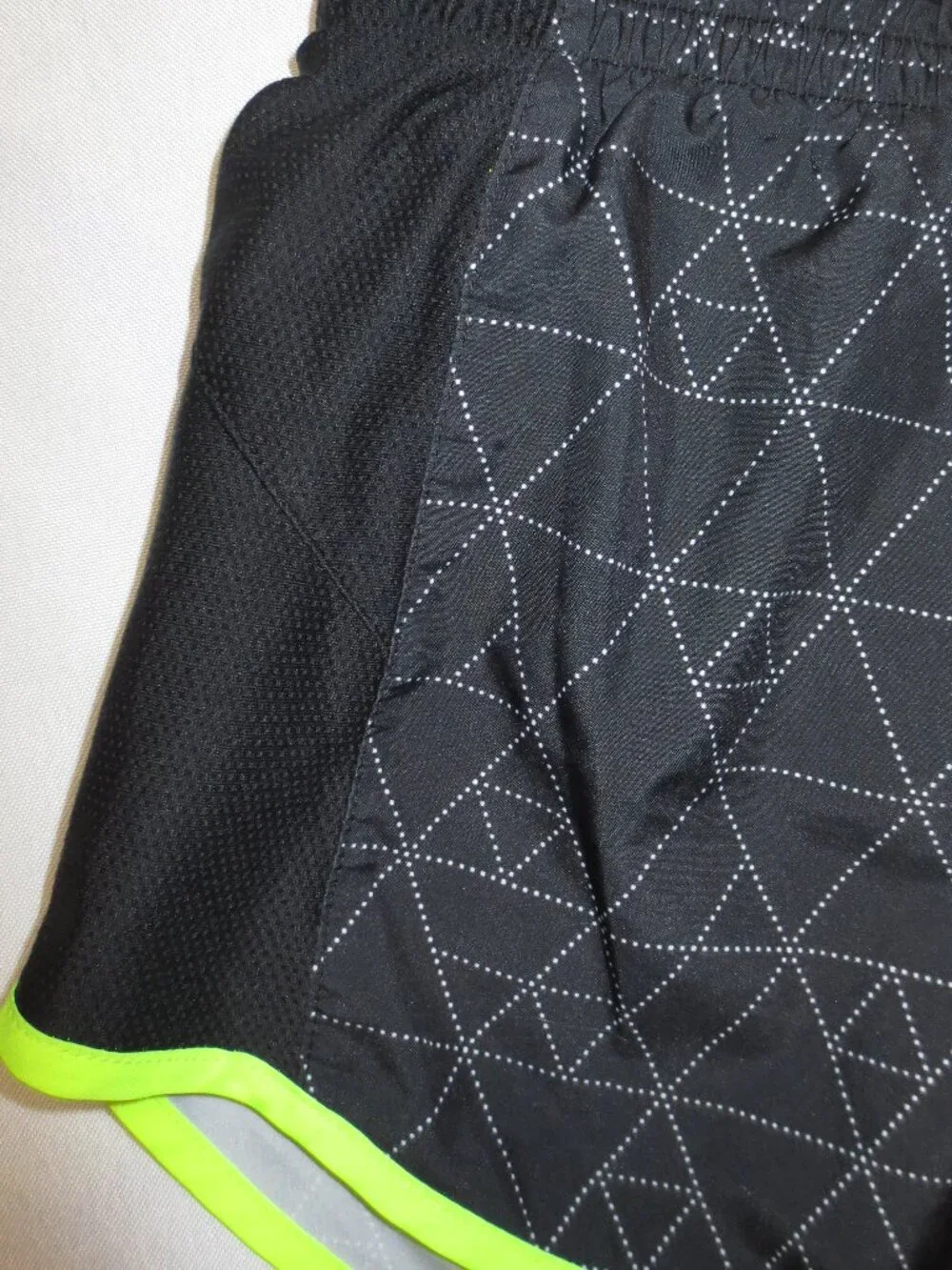NIKE womens SHORTS black DRI-FIT neon WORKOUT drawstring RUNNING yoga SIZE XL